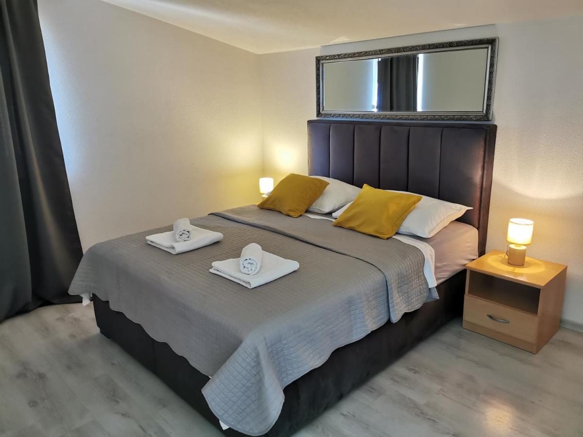 Apartment Jurcevic Trogir Buitenkant foto